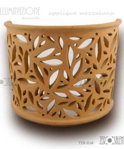 Lampada applique a mezzaluna traforata in terracotta a parete Teril06
